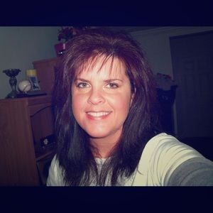 Meet your Posher, Tina H.